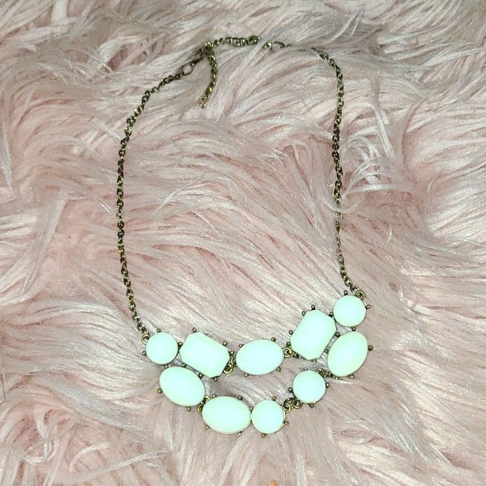 Statement necklace